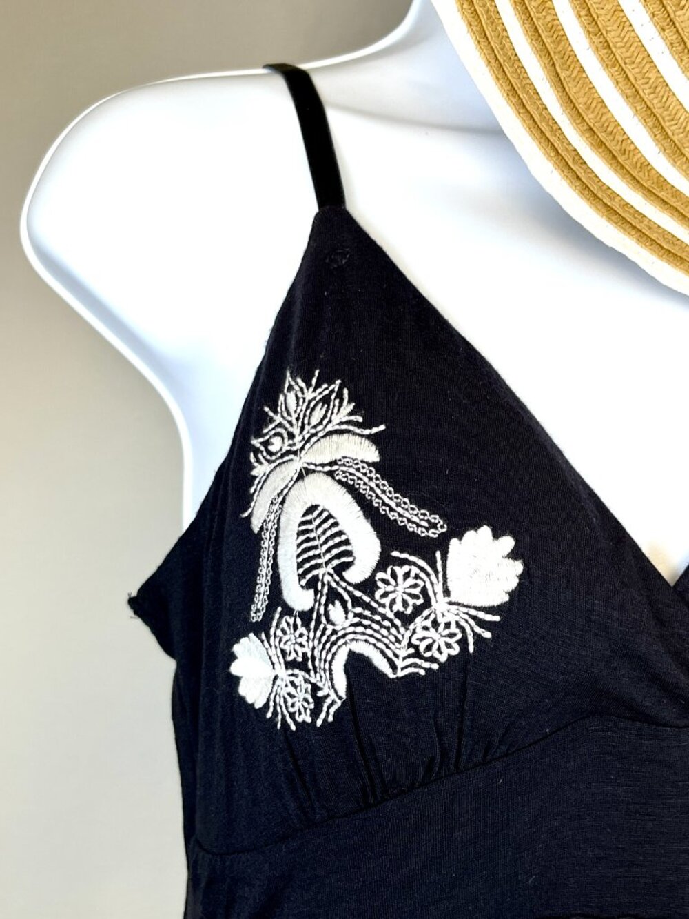 Black Maxi Boho Slip Dress XL with White Embroidered Detail spaghetti straps - Picture 2 of 7